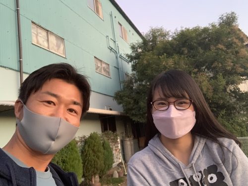 補修、塗装後の外壁とお客様