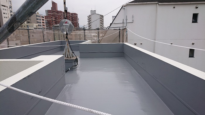マンションの屋上防水工事を行った後のウレタン防水通気緩衝工法
