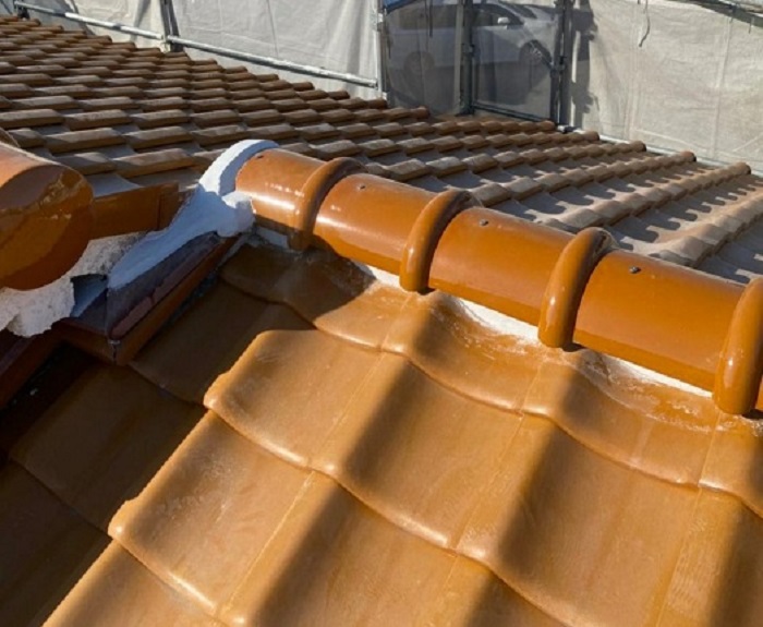 棟瓦積み替え完了