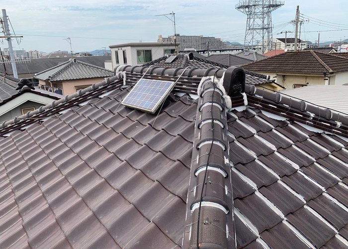 朝来市　屋根耐震工事を行う前の重たい瓦屋根