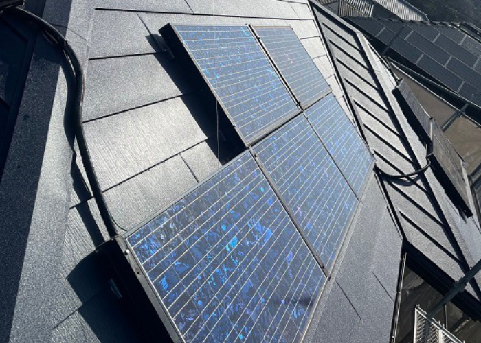 南あわじ市　太陽光パネル脱着の屋根カバー工法を行った後の様子