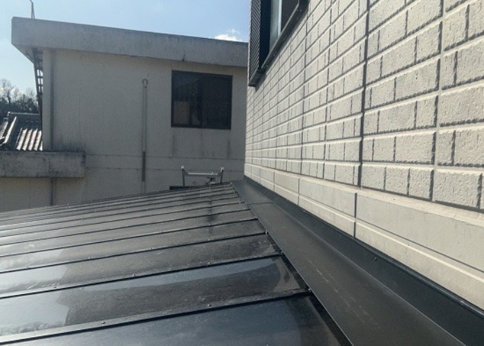 南あわじ市　洲本市でカーポート屋根の雨漏り修理としてガルバリウム鋼板を使用した後の様子